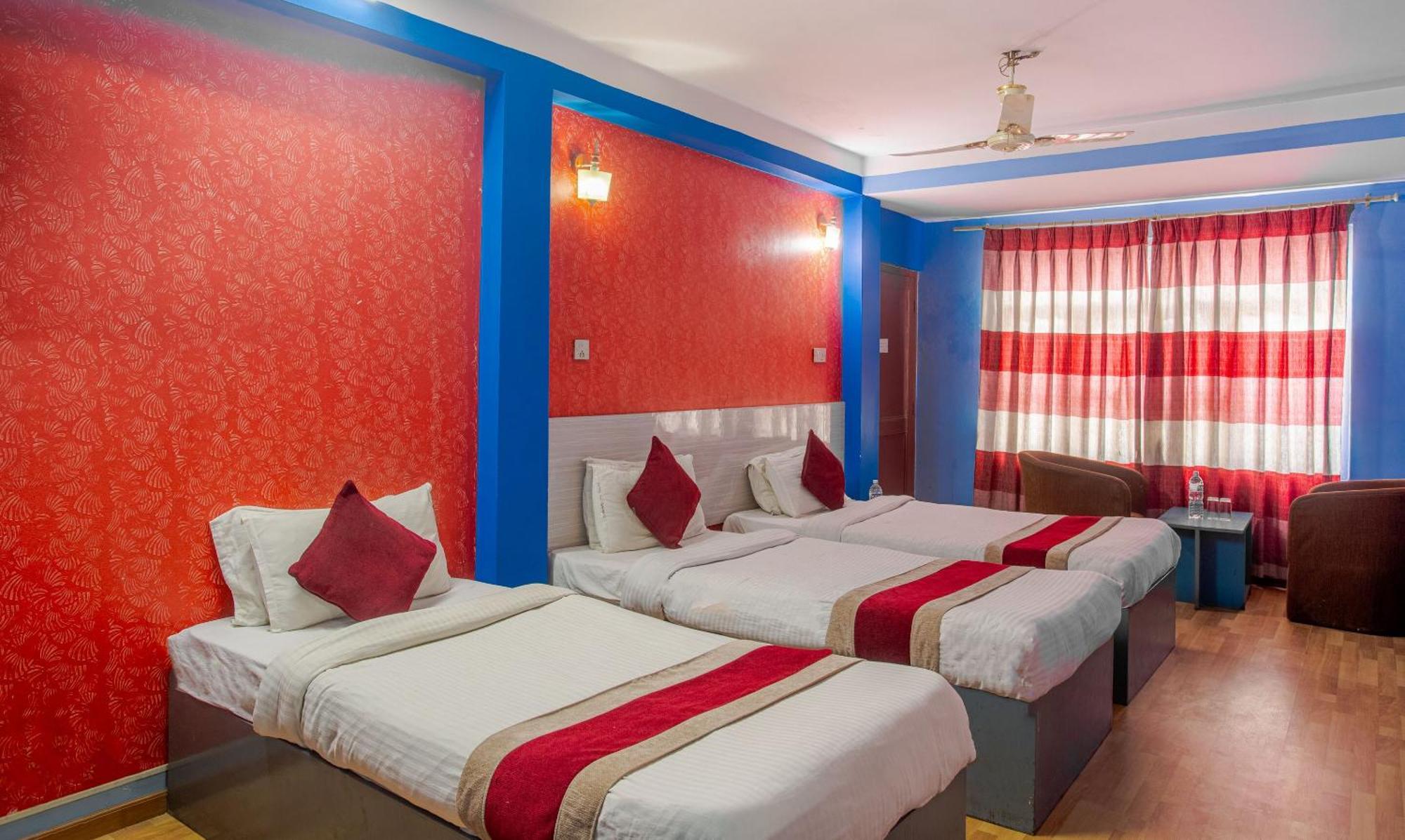 Oyo 808 Hotel Om Ganapati Pvt Ltd Catmandu Exterior foto